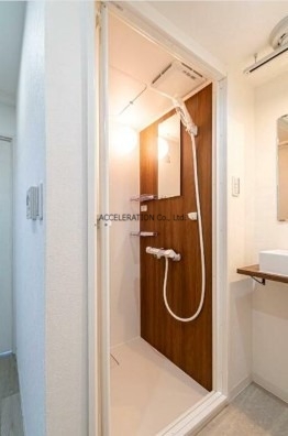 シャワールーム