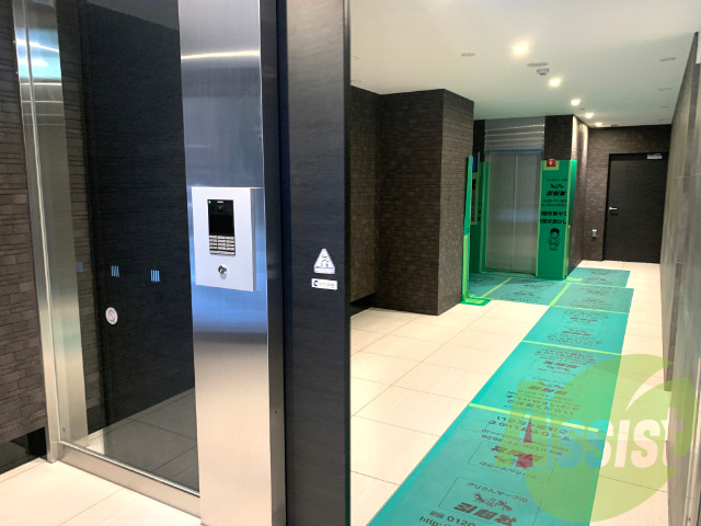 建物エントランス