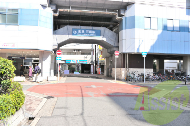 周辺