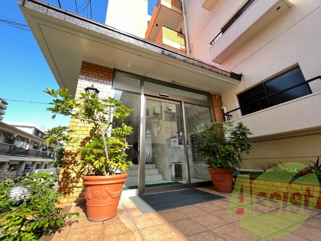 建物エントランス