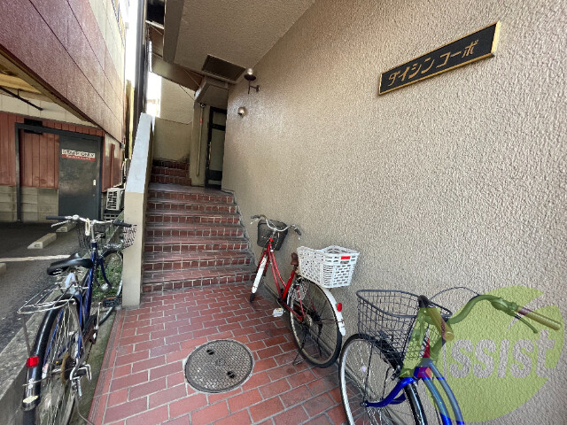 建物エントランス