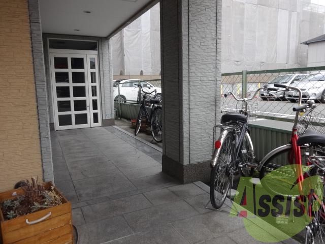 建物エントランス