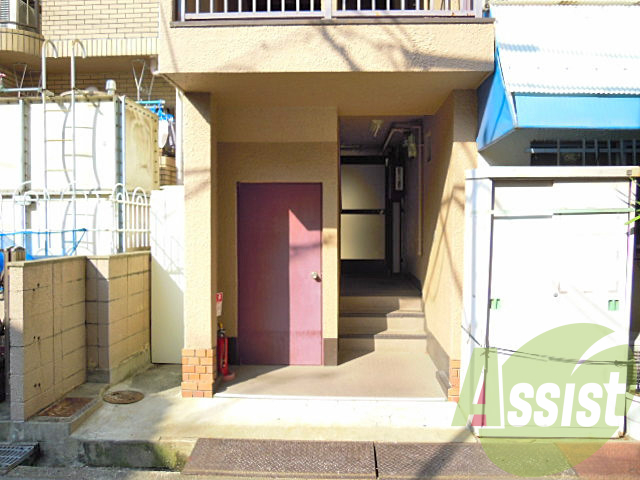 建物エントランス
