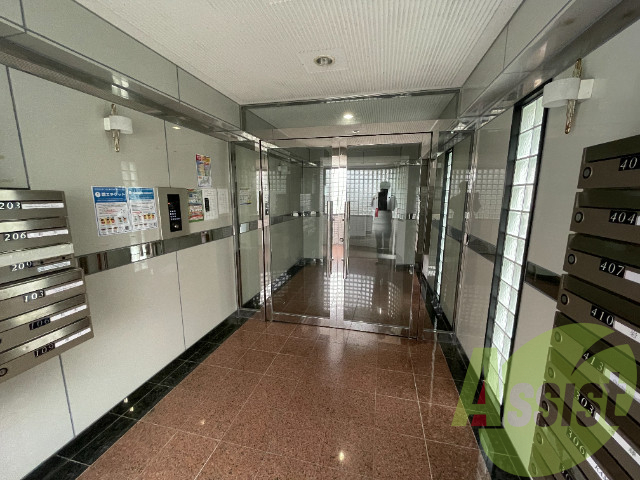 建物エントランス