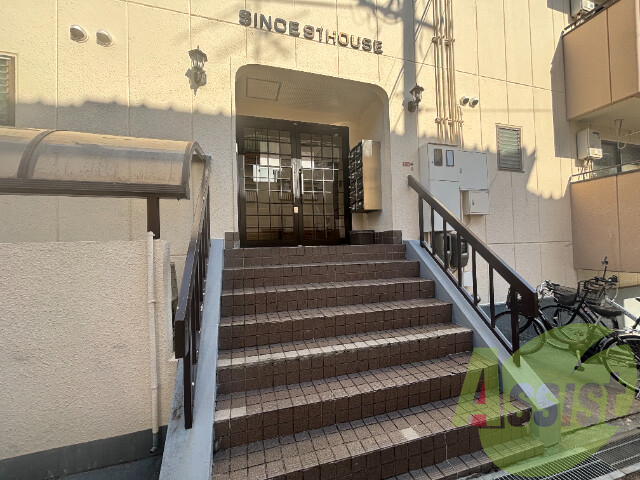 建物エントランス