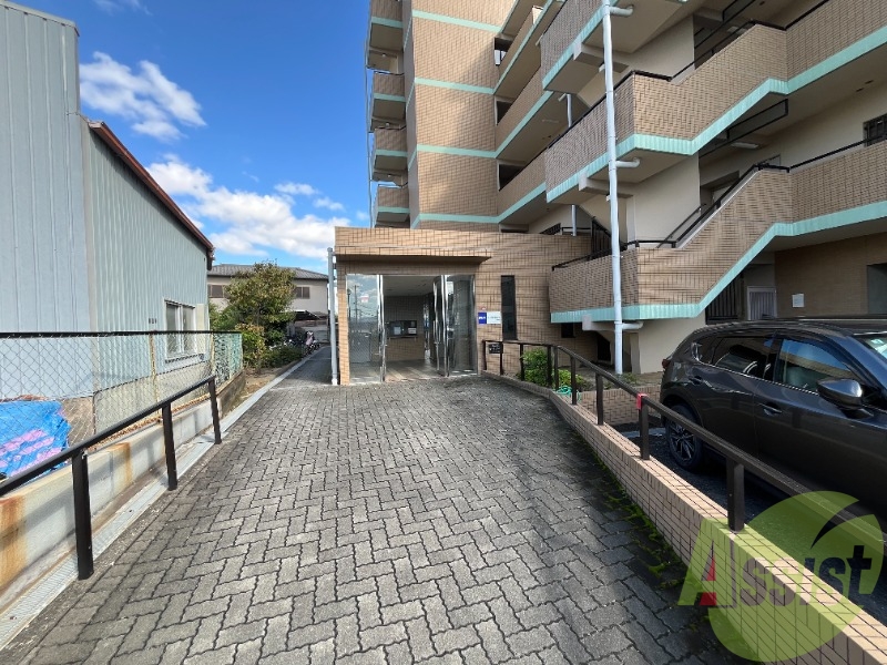 建物エントランス