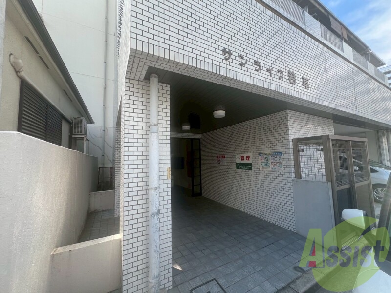 建物エントランス