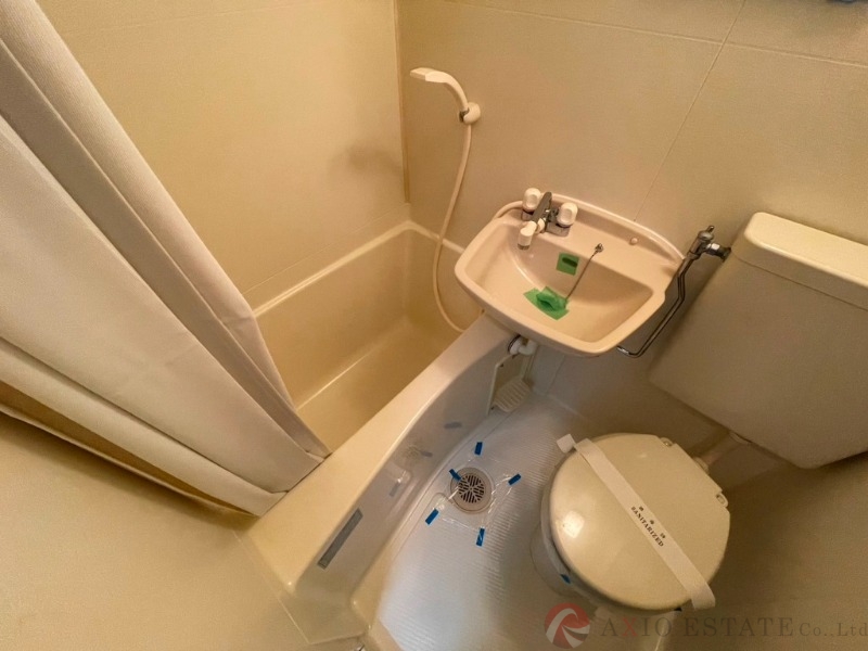 シャワールーム