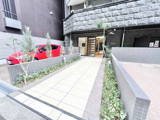 建物エントランス