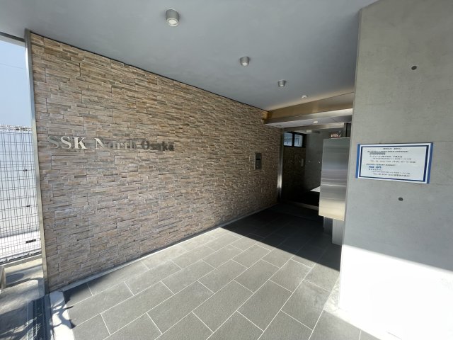 建物エントランス