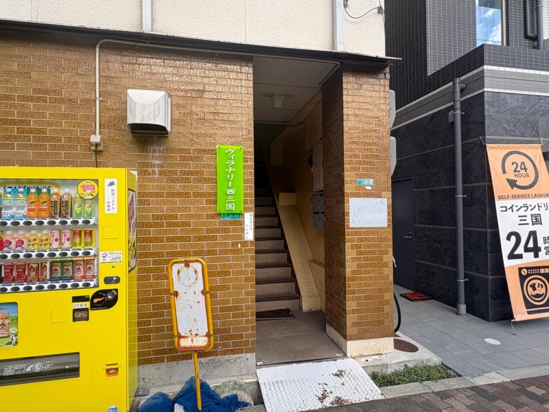 建物エントランス