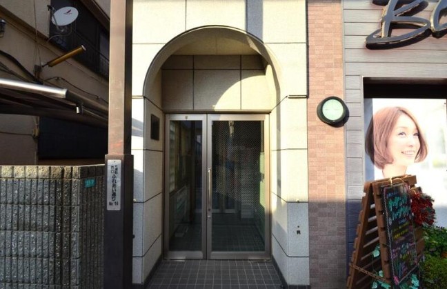 建物エントランス