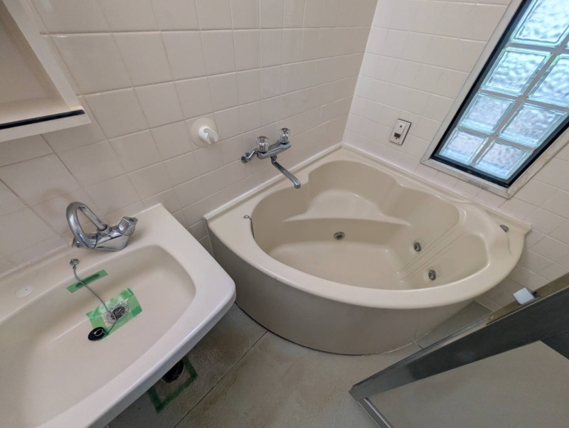 シャワールーム