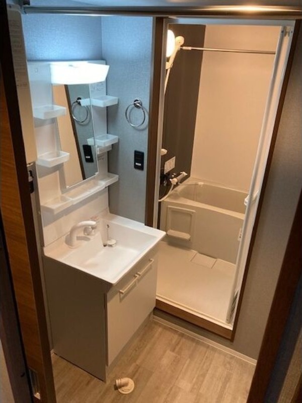 シャワールーム