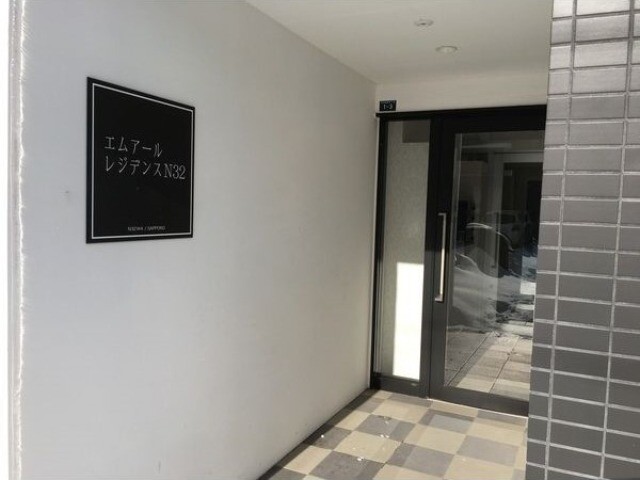 建物エントランス