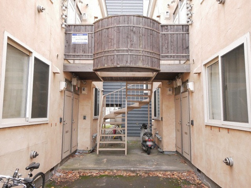 建物エントランス