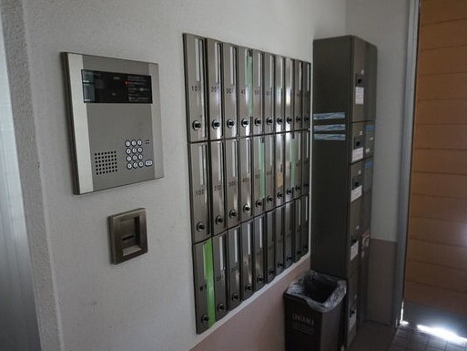 建物エントランス