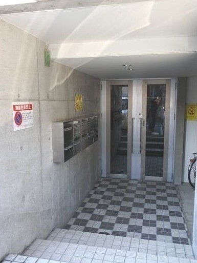 建物エントランス