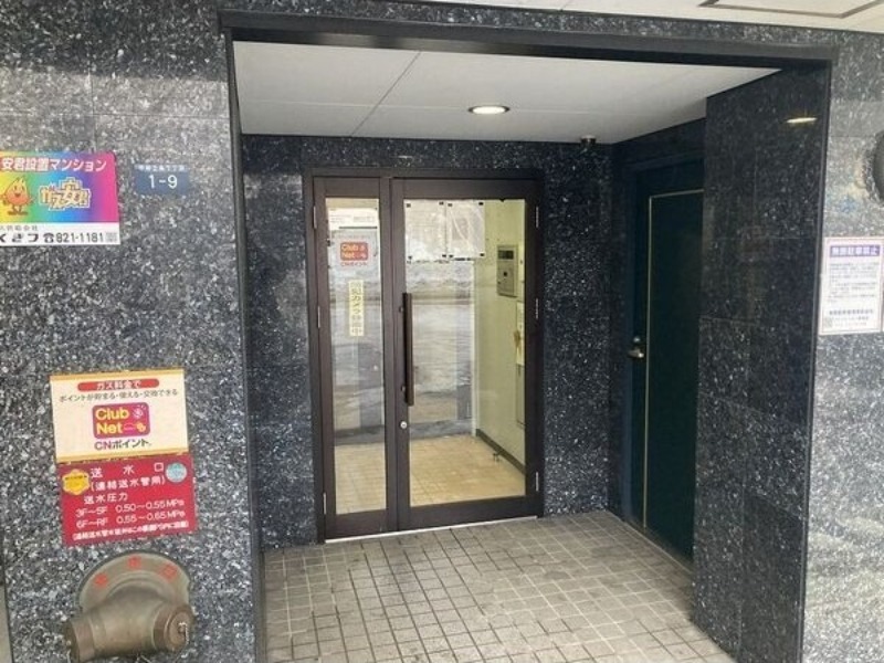 建物エントランス