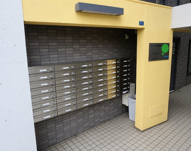建物エントランス