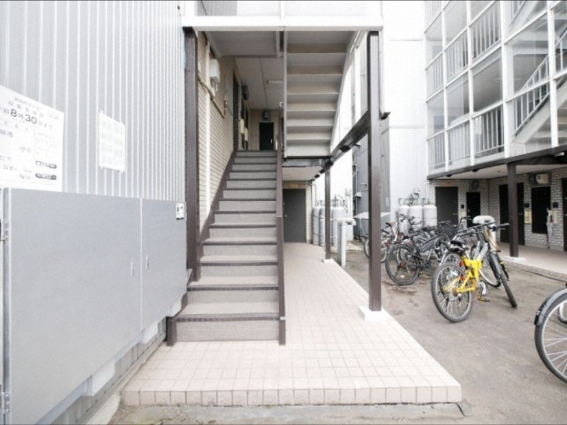 建物エントランス