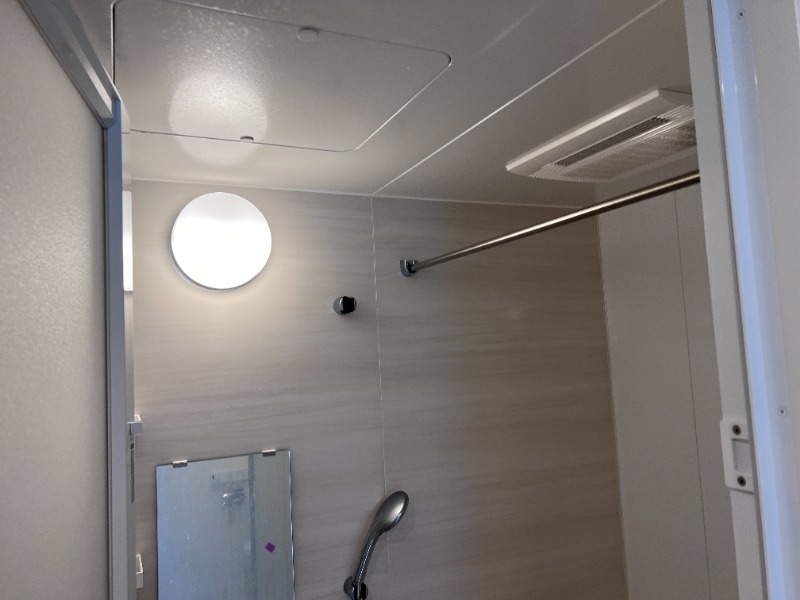 シャワールーム