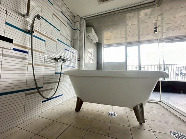 シャワールーム