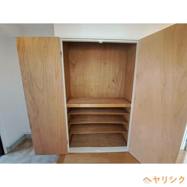 収納