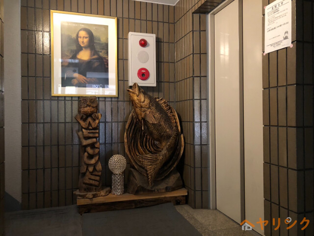 建物エントランス