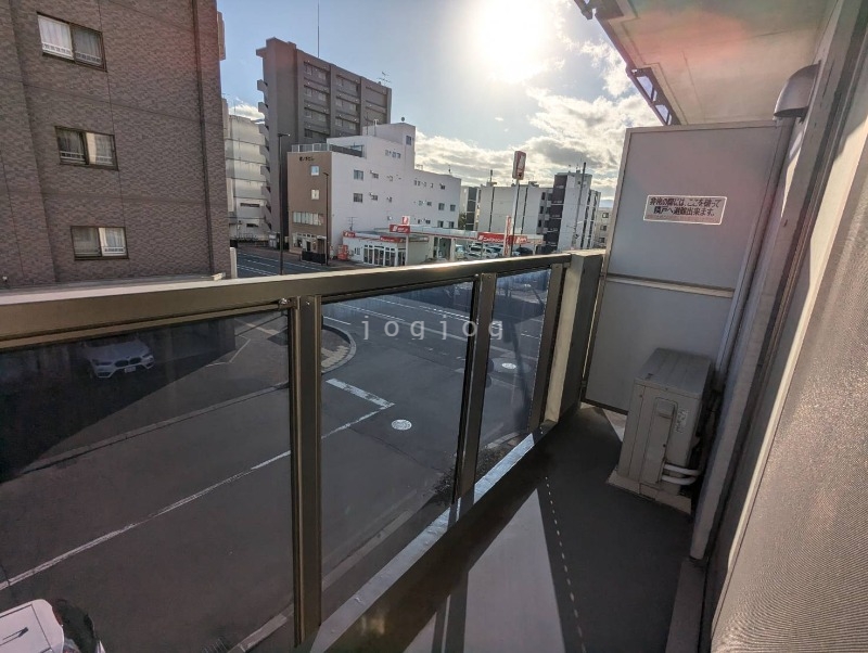 バルコニー