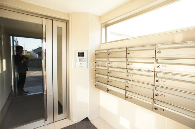 建物エントランス