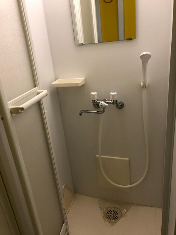 シャワールーム