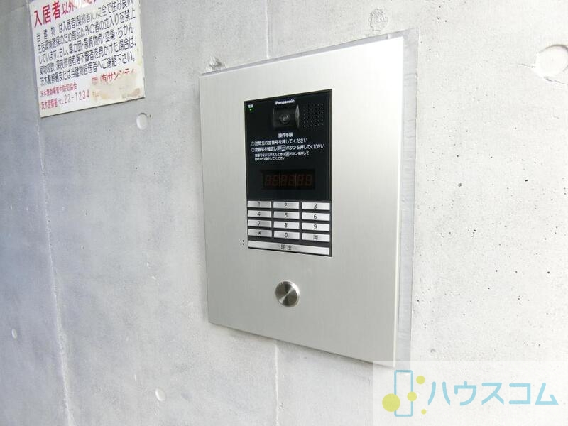 建物エントランス