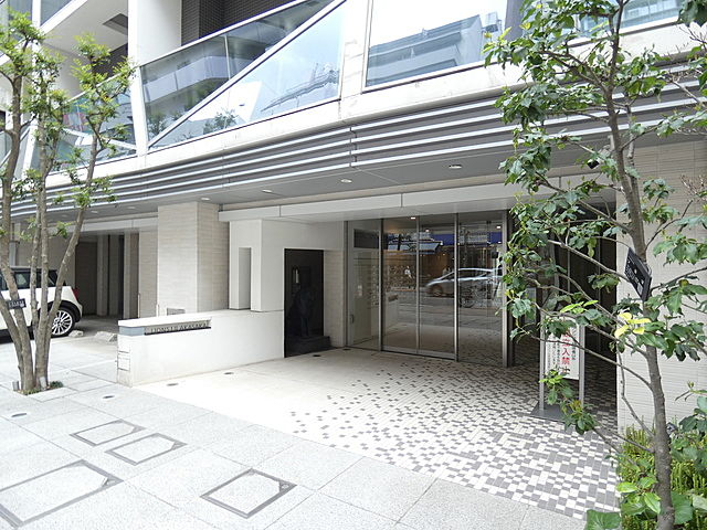 建物エントランス