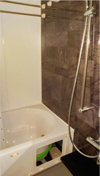 シャワールーム