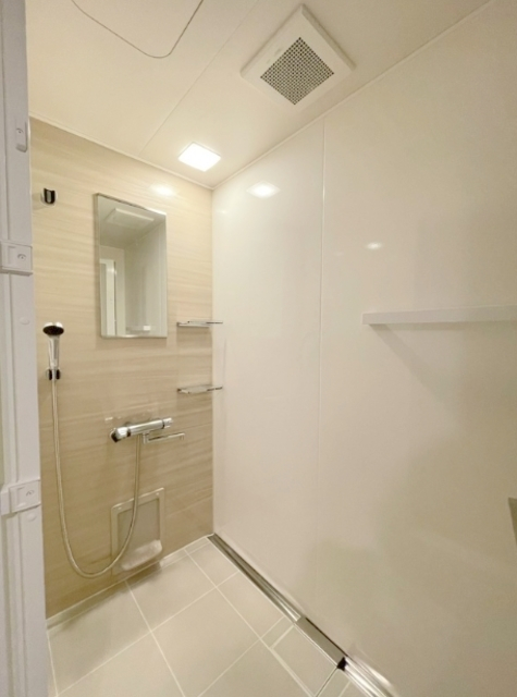 シャワールーム