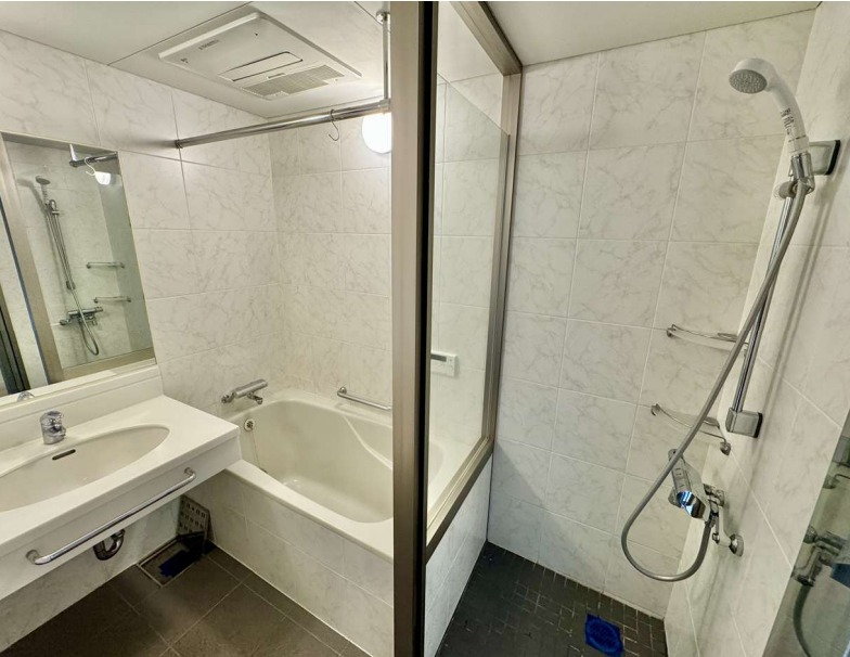 シャワールーム