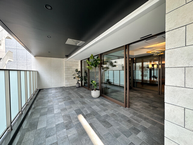 建物エントランス