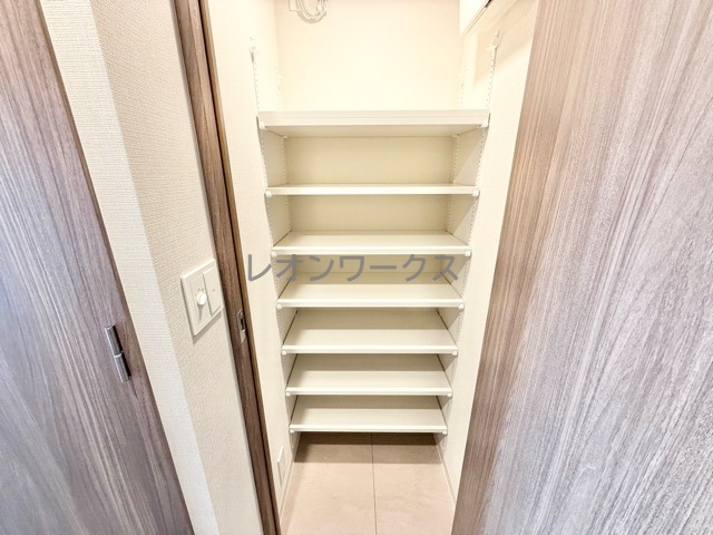 収納