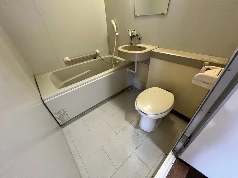 シャワールーム