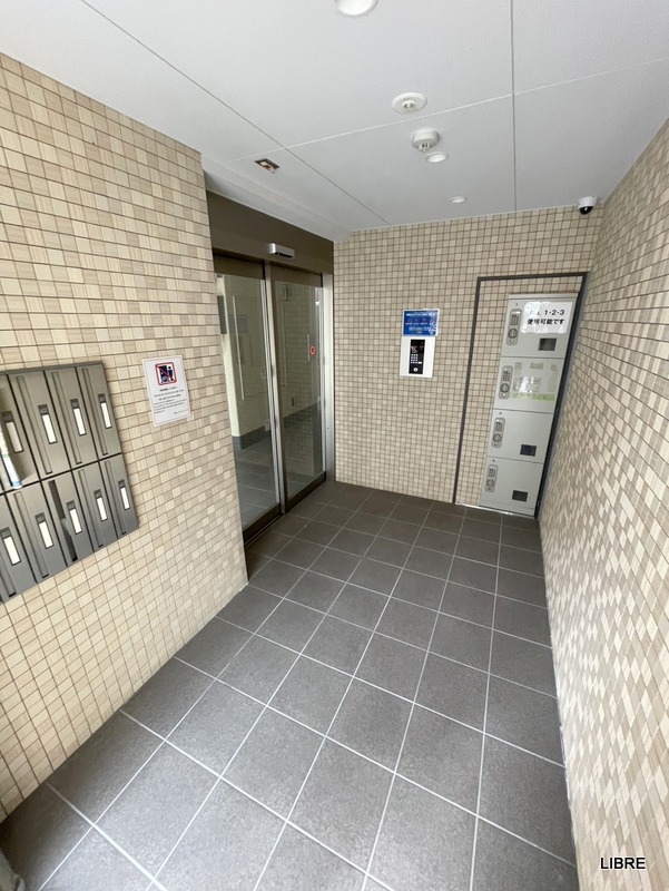 建物エントランス