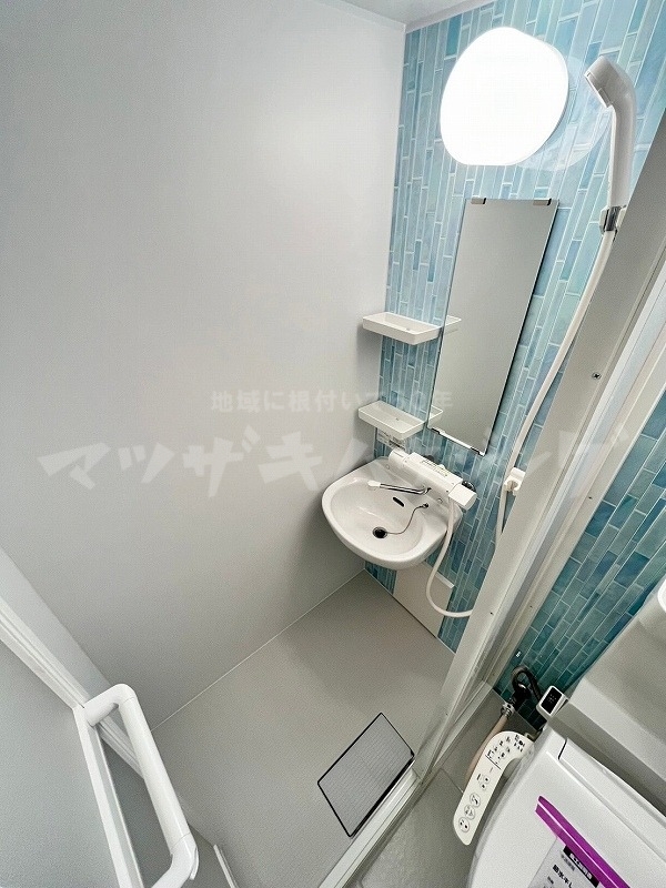 シャワールーム