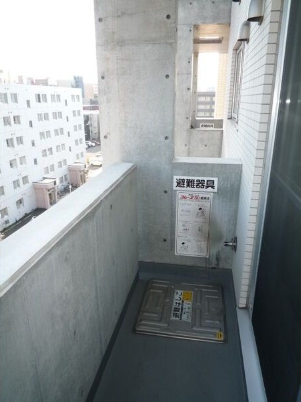 バルコニー