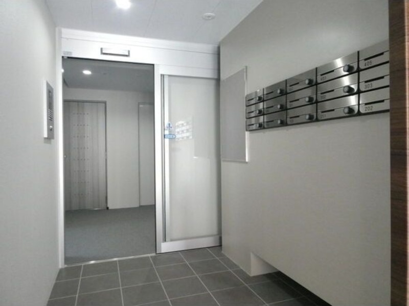 建物エントランス