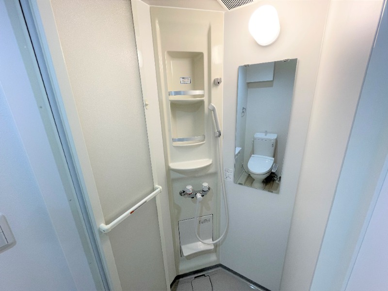 シャワールーム