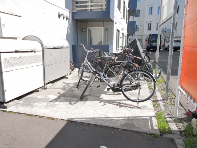 その他