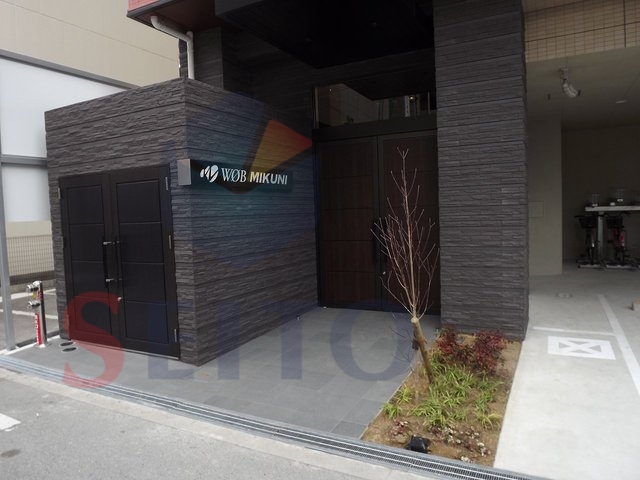 建物エントランス