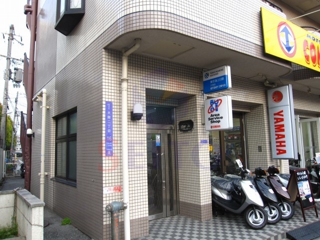 建物エントランス