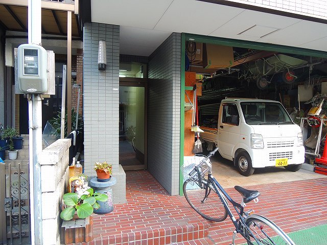 建物エントランス