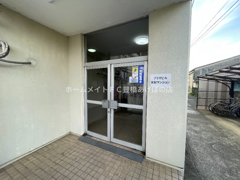 建物エントランス